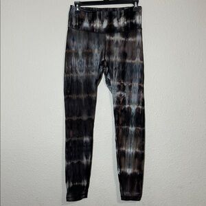 Tie-Dye Leggings size small